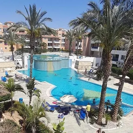 Iris Village Holiday * Πάφος